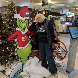 Meet your Posher, Lynda